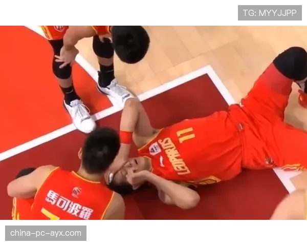 “CBA联盟与裁判委员会沟通，将重点审核防守中的手部接触动作尺度”