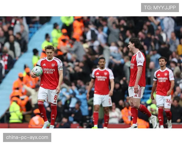 曼城阿森纳同积70分，净胜球相同争冠白热化